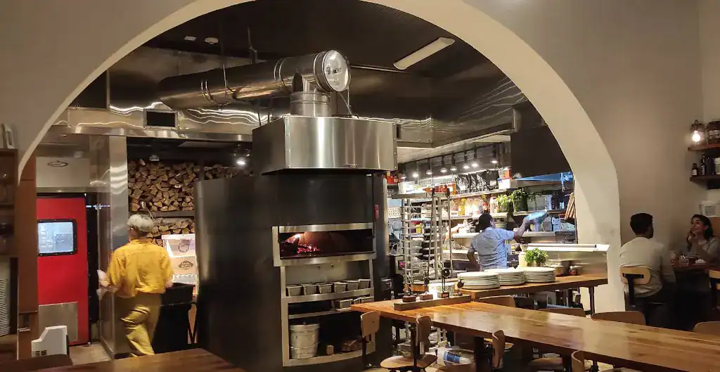 inside of Pizzeria Toro